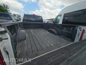 2026 Ford Super Duty F-350 Lariat Crew Cab Long Bed DRW - miniatura 16
