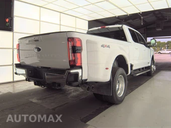 2026 Ford Super Duty F-350 Lariat Crew Cab Long Bed DRW - miniatura 4