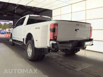 2026 Ford Super Duty F-350 Lariat Crew Cab Long Bed DRW - miniatura 6