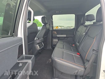 2026 Ford Super Duty F-350 Lariat Crew Cab Long Bed DRW - miniatura 13