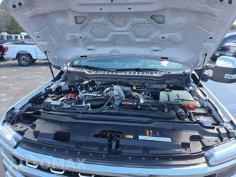 2026 Ford Super Duty F-350 Lariat Crew Cab Medium Bed - miniatura 22