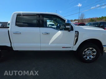 2026 Ford Super Duty F-350 Lariat Crew Cab Medium Bed - miniatura 5