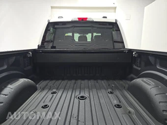 2026 Ford Super Duty F-350 Platinum Crew Cab Medium Bed - miniatura 16