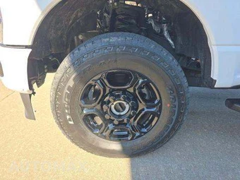 2026 Ford Super Duty F-350 XL Crew Cab Medium Bed - miniatura 22