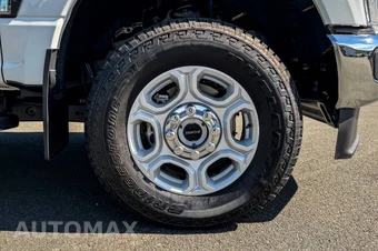 2026 Ford Super Duty F-350 XLT Extended Cab Medium Bed w/Rear Doors - miniatura 13