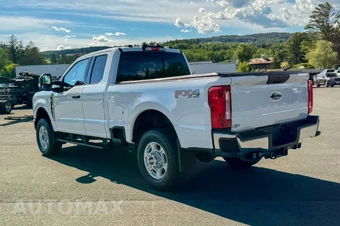 2026 Ford Super Duty F-350 XLT Extended Cab Medium Bed w/Rear Doors - miniatura 5