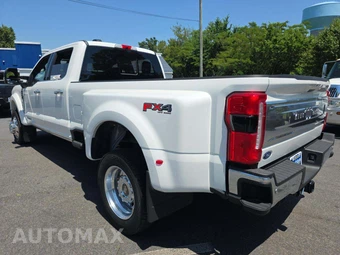 2026 Ford Super Duty F-450 King Ranch Crew Cab Long Bed DRW - miniatura 2