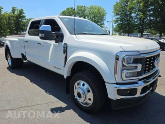 2026 Ford Super Duty F-450 King Ranch Crew Cab Long Bed DRW - miniatura 4