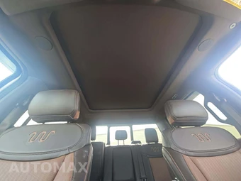 2026 Ford Super Duty F-450 King Ranch Crew Cab Long Bed DRW - miniatura 11