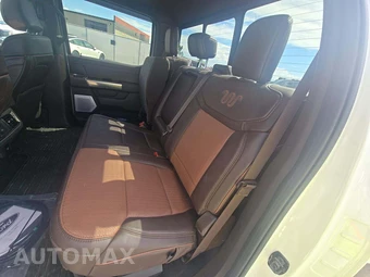 2026 Ford Super Duty F-450 King Ranch Crew Cab Long Bed DRW - miniatura 13