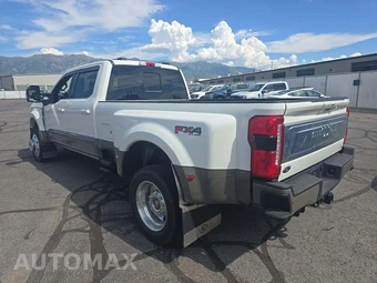 2026 Ford Super Duty F-450 King Ranch Crew Cab Long Bed DRW - miniatura 2