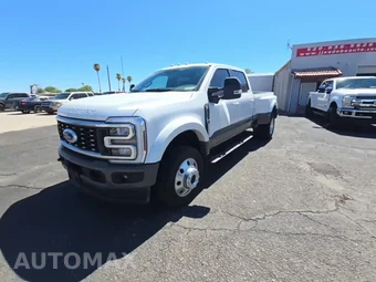 2026 Ford Super Duty F-450 King Ranch Crew Cab Long Bed DRW