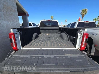 2026 Ford Super Duty F-450 King Ranch Crew Cab Long Bed DRW - miniatura 11