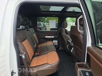 2026 Ford Super Duty F-450 King Ranch Crew Cab Long Bed DRW - miniatura 16