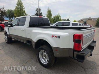 2026 Ford Super Duty F-450 King Ranch Crew Cab Long Bed DRW - miniatura 2