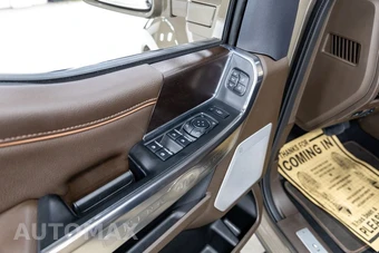 2026 Ford Super Duty F-450 King Ranch Crew Cab Long Bed DRW - miniatura 48