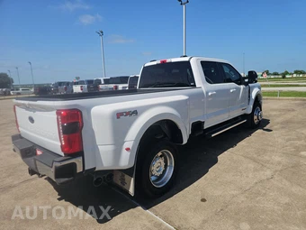 2026 Ford Super Duty F-450 Lariat Crew Cab Long Bed DRW - miniatura 4