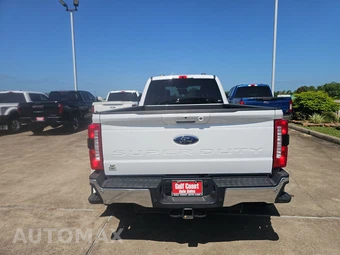 2026 Ford Super Duty F-450 Lariat Crew Cab Long Bed DRW - miniatura 5