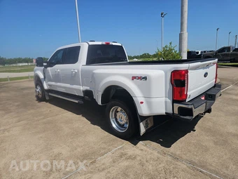 2026 Ford Super Duty F-450 Lariat Crew Cab Long Bed DRW - miniatura 6