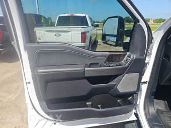 2026 Ford Super Duty F-450 Lariat Crew Cab Long Bed DRW - miniatura 9