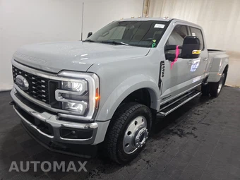 2026 Ford Super Duty F-450 Lariat Crew Cab Long Bed DRW