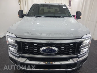 2026 Ford Super Duty F-450 Lariat Crew Cab Long Bed DRW - miniatura 2