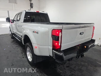 2026 Ford Super Duty F-450 Lariat Crew Cab Long Bed DRW - miniatura 6