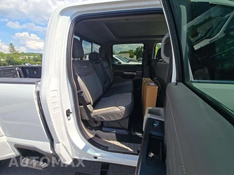 2026 Ford Super Duty F-450 Platinum Crew Cab Long Bed DRW - miniatura 13