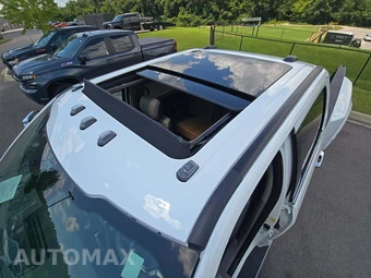 2026 Ford Super Duty F-450 Platinum Crew Cab Long Bed DRW - miniatura 9