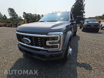 2026 Ford Super Duty F-450 Platinum Crew Cab Long Bed DRW