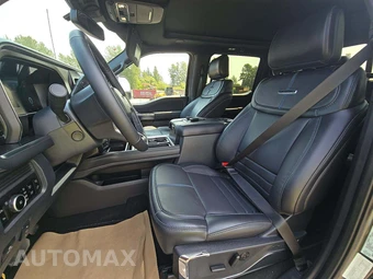 2026 Ford Super Duty F-450 Platinum Crew Cab Long Bed DRW - miniatura 3