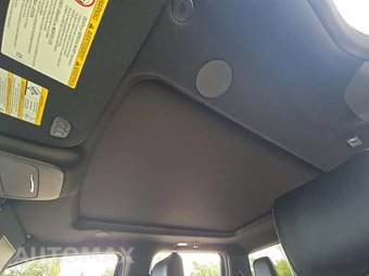 2026 Ford Super Duty F-450 Platinum Crew Cab Long Bed DRW - miniatura 8