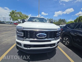 2026 Ford Super Duty F-450 Platinum Crew Cab Long Bed DRW - miniatura 2