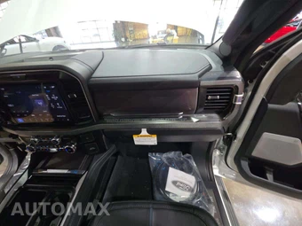 2026 Ford Super Duty F-450 Platinum Crew Cab Long Bed DRW - miniatura 19