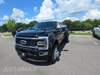 2026 Ford Super Duty F-450 Platinum Crew Cab Long Bed DRW