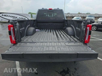 2026 Ford Super Duty F-450 Platinum Crew Cab Long Bed DRW - miniatura 14
