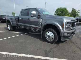 2026 Ford Super Duty F-450 Platinum Crew Cab Long Bed DRW - miniatura 4