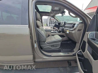 2026 Ford Super Duty F-450 Platinum Crew Cab Long Bed DRW - miniatura 15