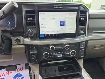 2026 Ford Super Duty F-450 Platinum Crew Cab Long Bed DRW - miniatura 7
