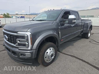 2026 Ford Super Duty F-450 Platinum Crew Cab Long Bed DRW
