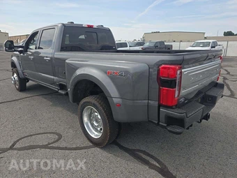 2026 Ford Super Duty F-450 Platinum Crew Cab Long Bed DRW - miniatura 2