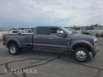 2026 Ford Super Duty F-450 Platinum Crew Cab Long Bed DRW - miniatura 4