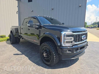 2026 Ford Super Duty F-450 Platinum Crew Cab Long Bed DRW - miniatura 4