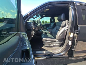 2026 Ford Super Duty F-450 Platinum Crew Cab Long Bed DRW - miniatura 6