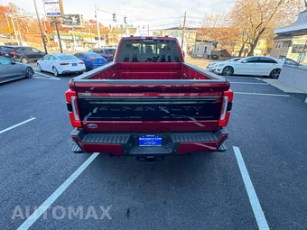2026 Ford Super Duty F-450 Platinum Crew Cab Long Bed DRW - miniatura 16