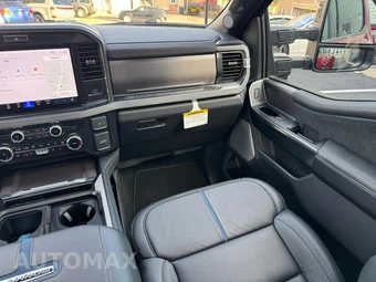 2026 Ford Super Duty F-450 Platinum Crew Cab Long Bed DRW - miniatura 28