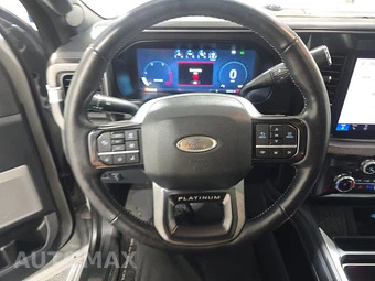 2026 Ford Super Duty F-450 Platinum Crew Cab Long Bed DRW - miniatura 10