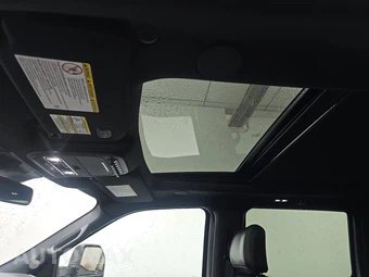 2026 Ford Super Duty F-450 Platinum Crew Cab Long Bed DRW - miniatura 17