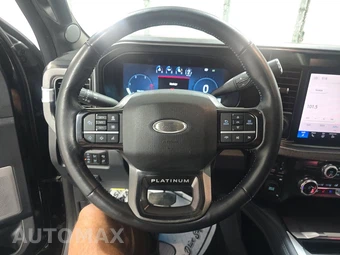 2026 Ford Super Duty F-450 Platinum Crew Cab Long Bed DRW - miniatura 10