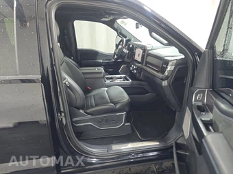 2026 Ford Super Duty F-450 Platinum Crew Cab Long Bed DRW - miniatura 8